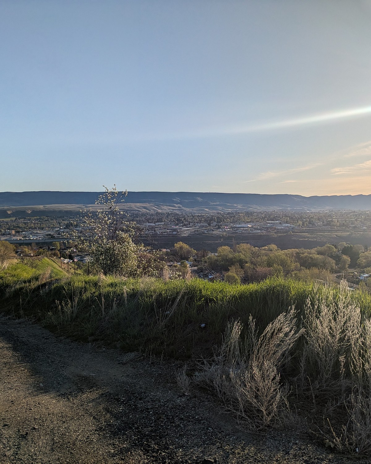 Wenatchee Valley from Squilchuck Road