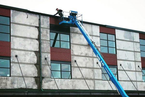 Gutter cleaning in Cashmere