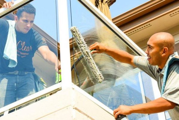 Window cleaning across the Wenatchee Valley